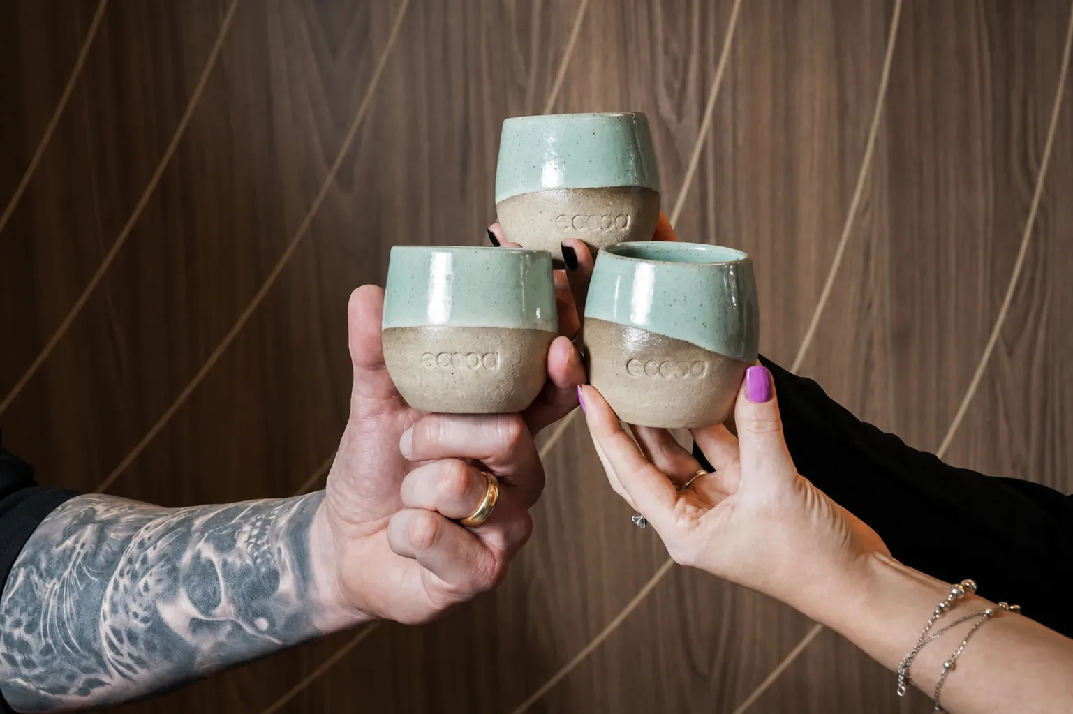 Café moído na hora, servido na recepção